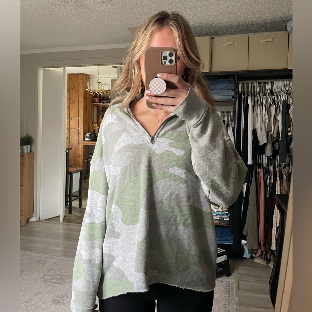 American eagle camo quarter zip xs